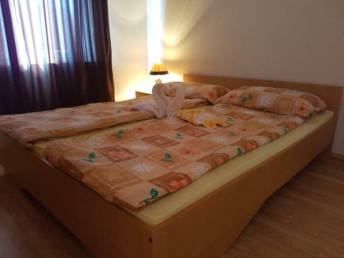Apartments Mara Новий Винодольський Екстер'єр фото